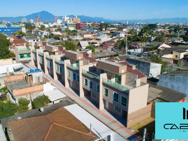 #48 - Sobrado para Venda em Paranaguá - PR